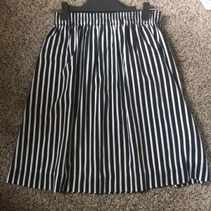 Flowy light weight skirt